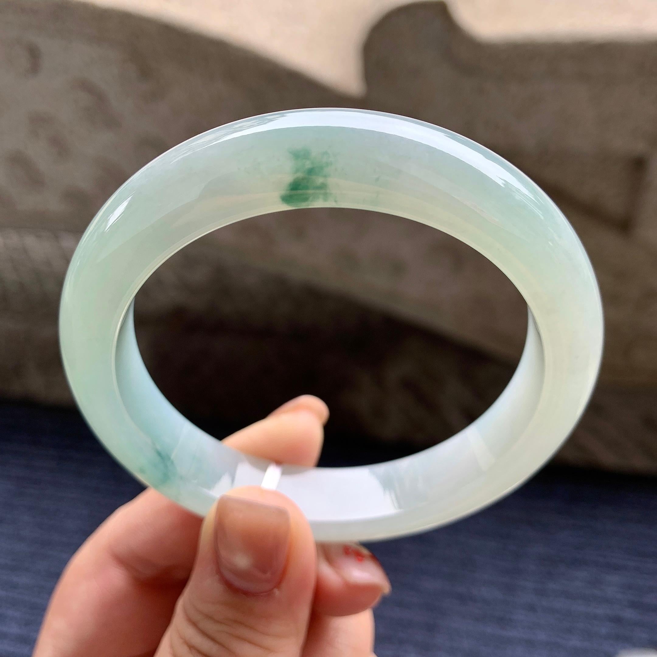 大圈口 糯冰种飘蓝花正圈平安镯 58.2圈口 天然缅甸A货翡翠（yc345005）