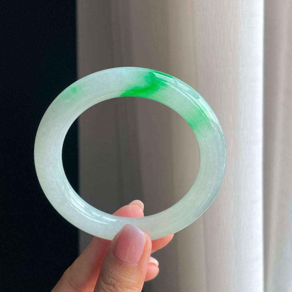 冰种飘阳绿翡翠圆条手镯（57.6mm）（yc381385）