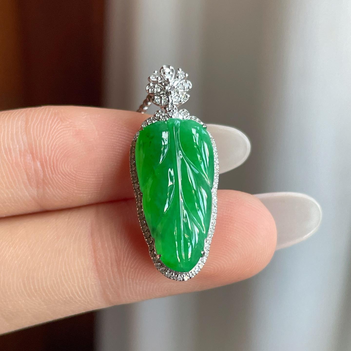 18k金镶糯冰满绿翡翠叶子（yc258412）