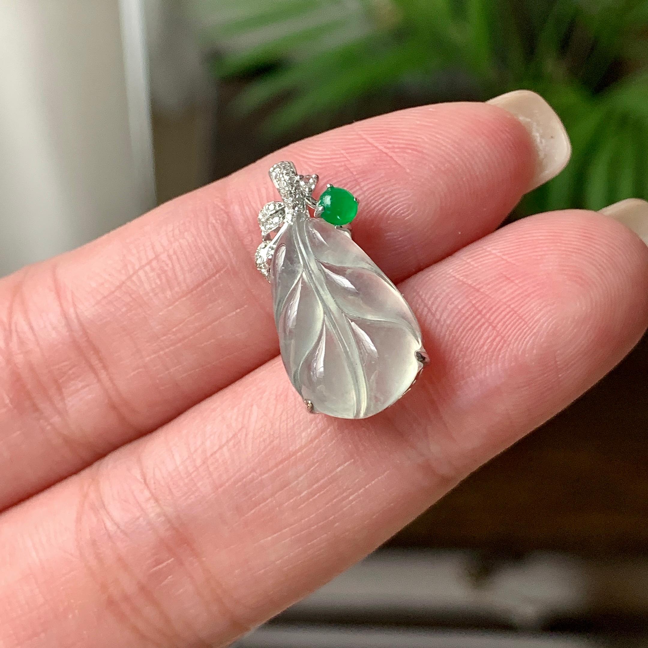 18K金钻镶糯冰种淡晴底叶子吊坠  天然缅甸A货翡翠（yc453390）