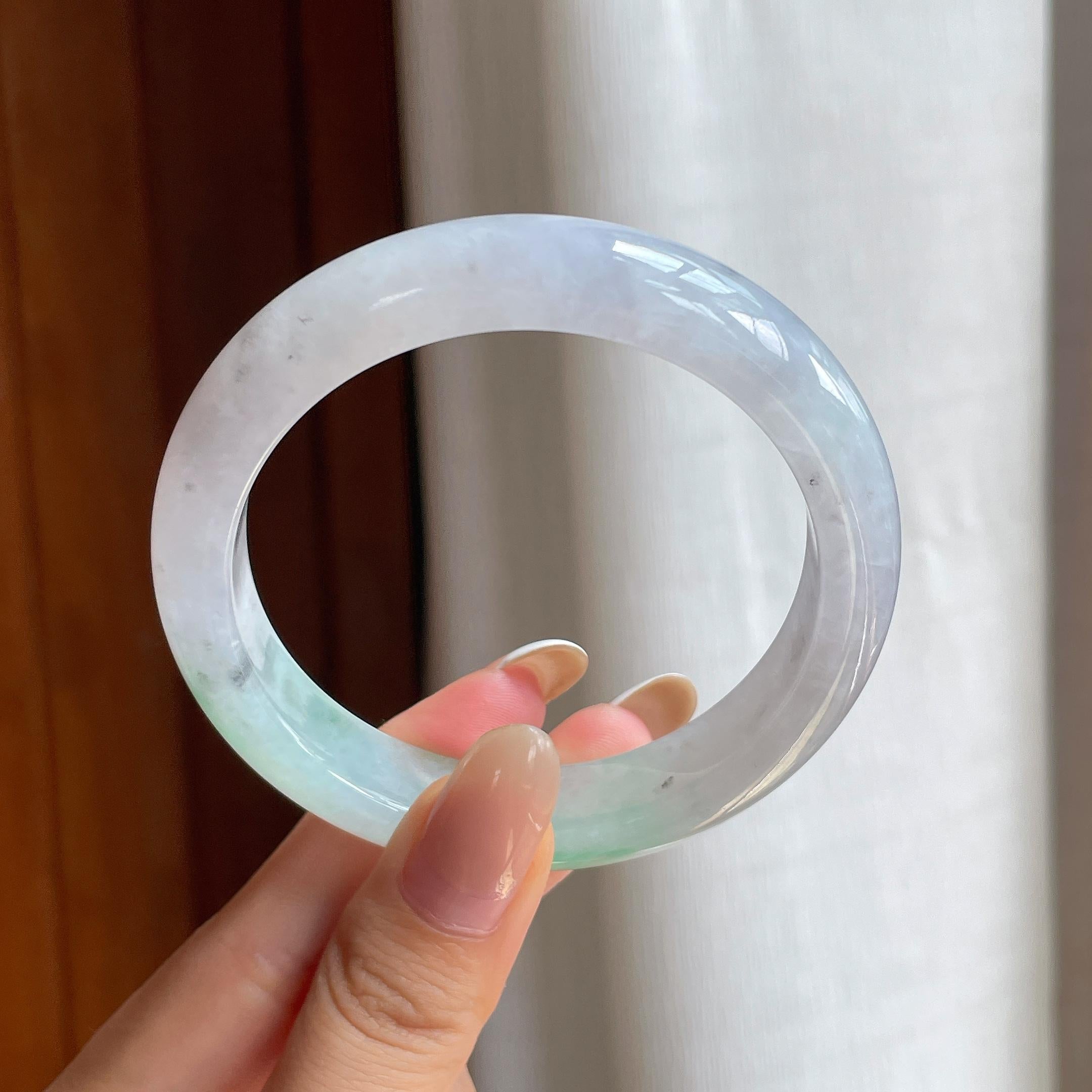糯冰带色翡翠平安镯（56mm)（yc411304）