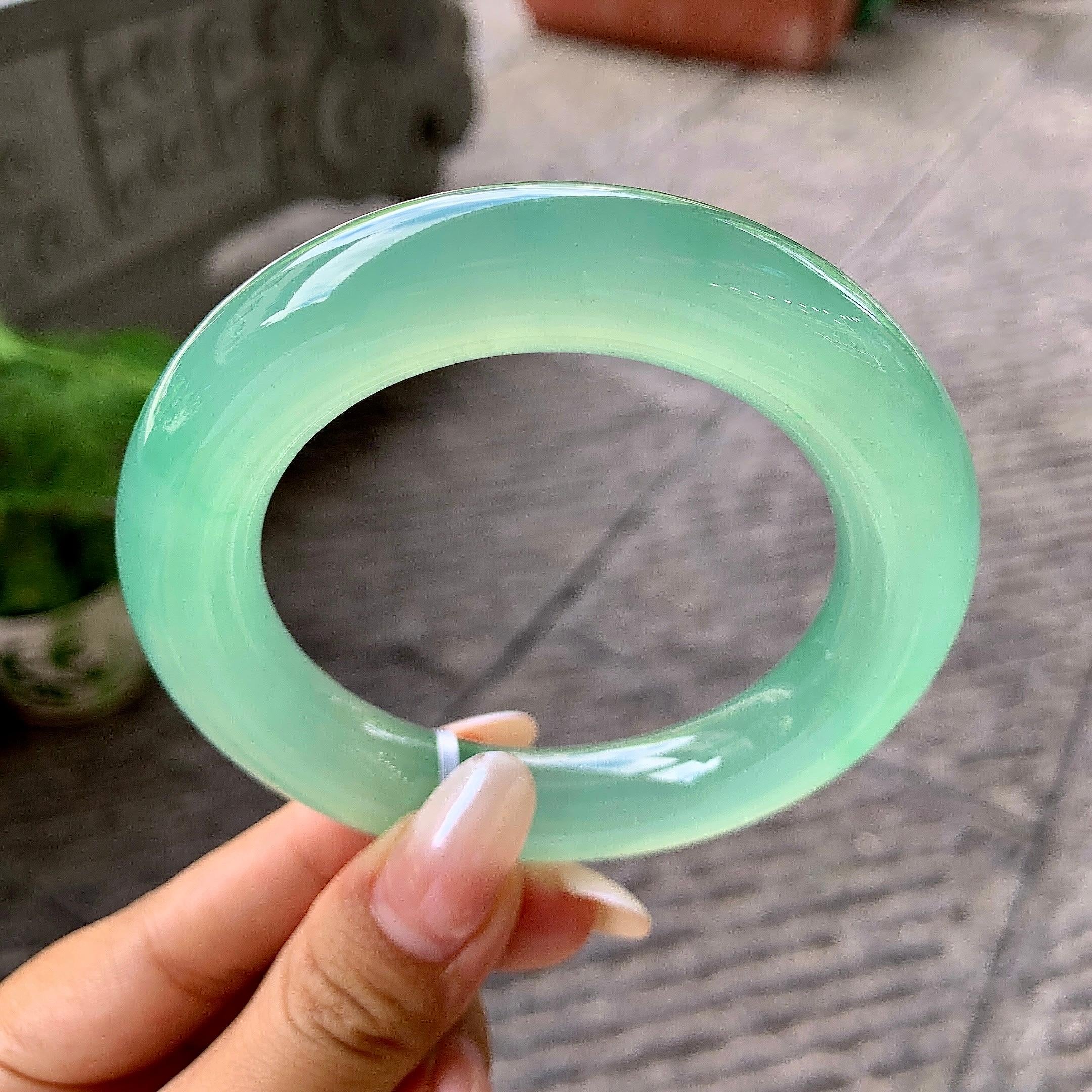 糯冰种晴水圆条手镯（56.8mm）（yc203708）