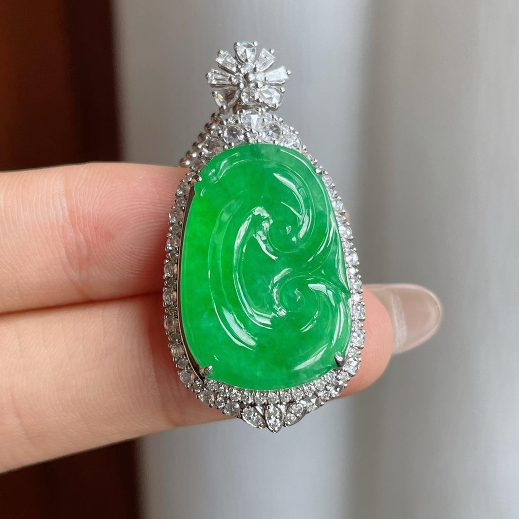 18k真金真钻镶糯冰满绿翡翠如意（yc244908）