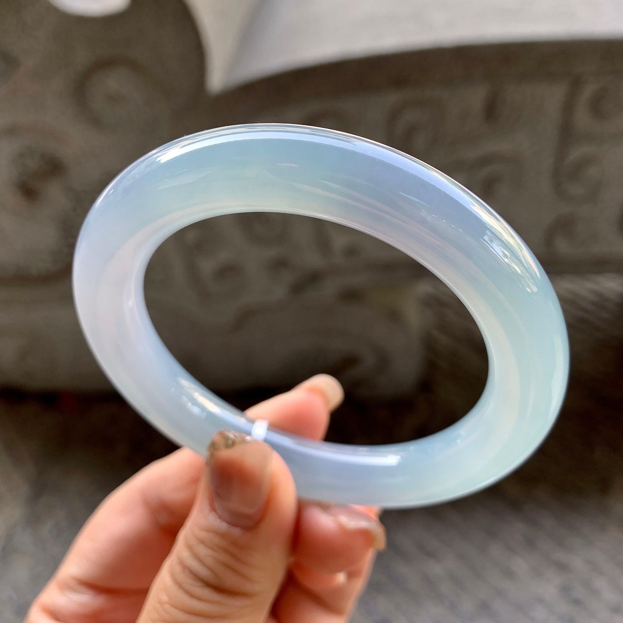 糯冰种蓝底紫罗兰圆条手镯（56.6mm）（yc295573）