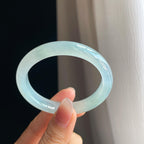冰种淡春彩翡翠贵妃镯（53mm）（yc316820）