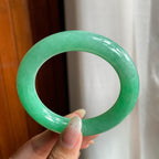 糯冰满绿翡翠圆条手镯（53.5mm）（yc221857）