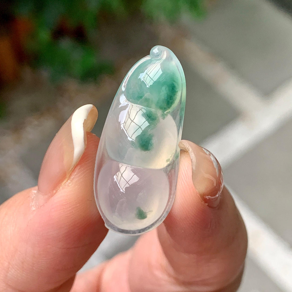 糯冰种飘蓝花福豆吊坠 天然缅甸A货翡翠（yc392767）