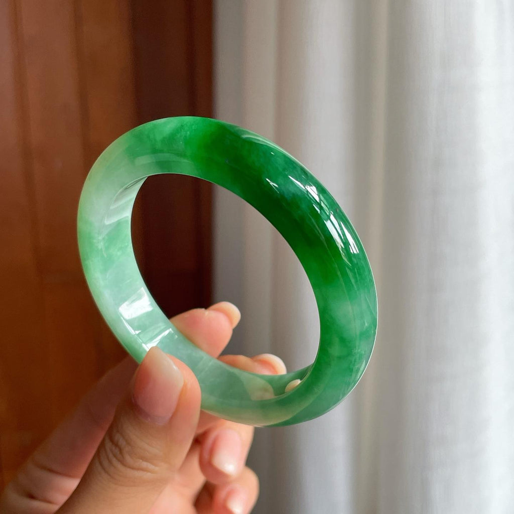 糯冰带辣色翡翠平安镯（54.6mm）（yc400220）