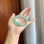 冰种晴绿底飘黄翡翠平安镯（51mm）（yc264133）