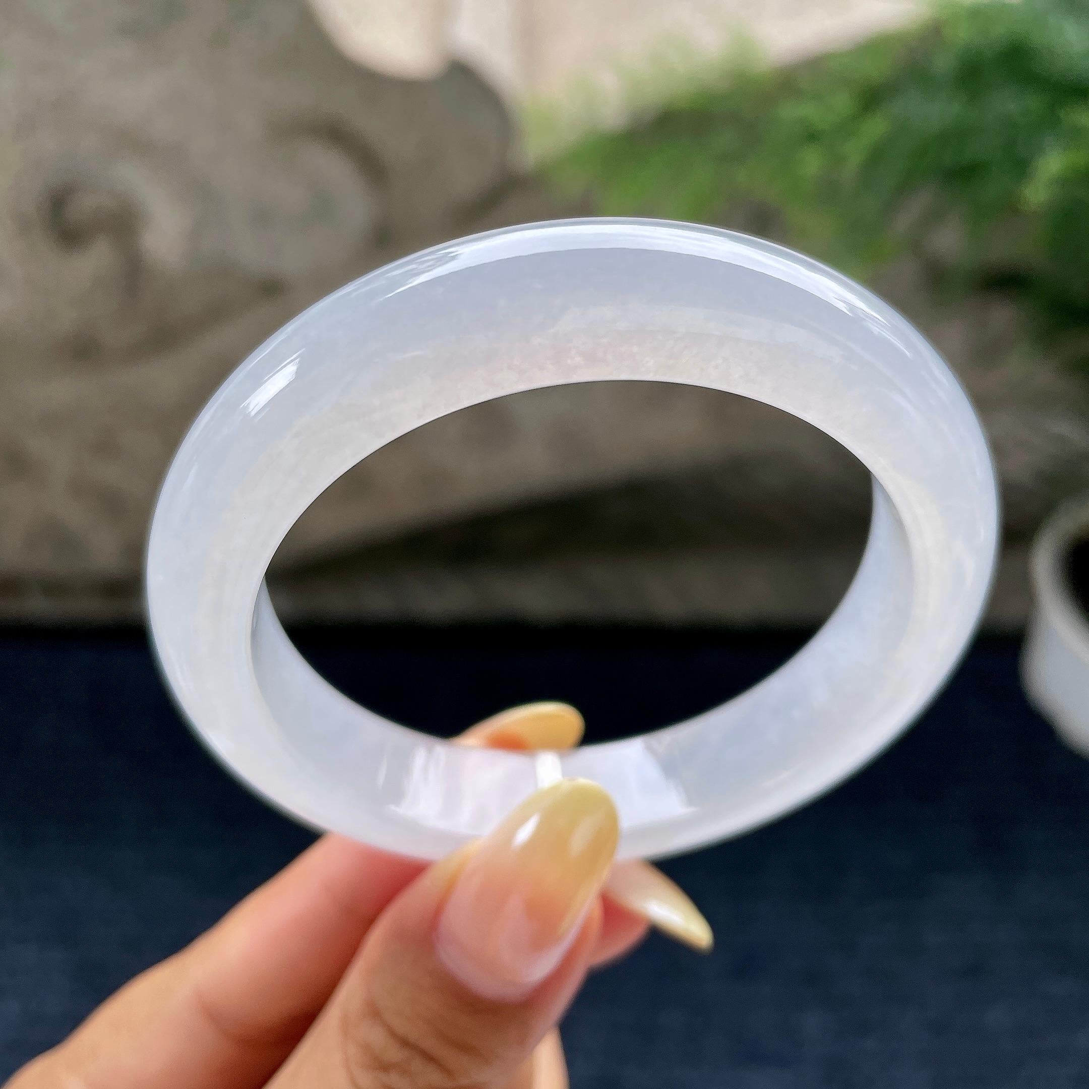 糯冰种淡紫底正圈平安镯55.6圈 天然缅甸A货翡翠（yc489330）