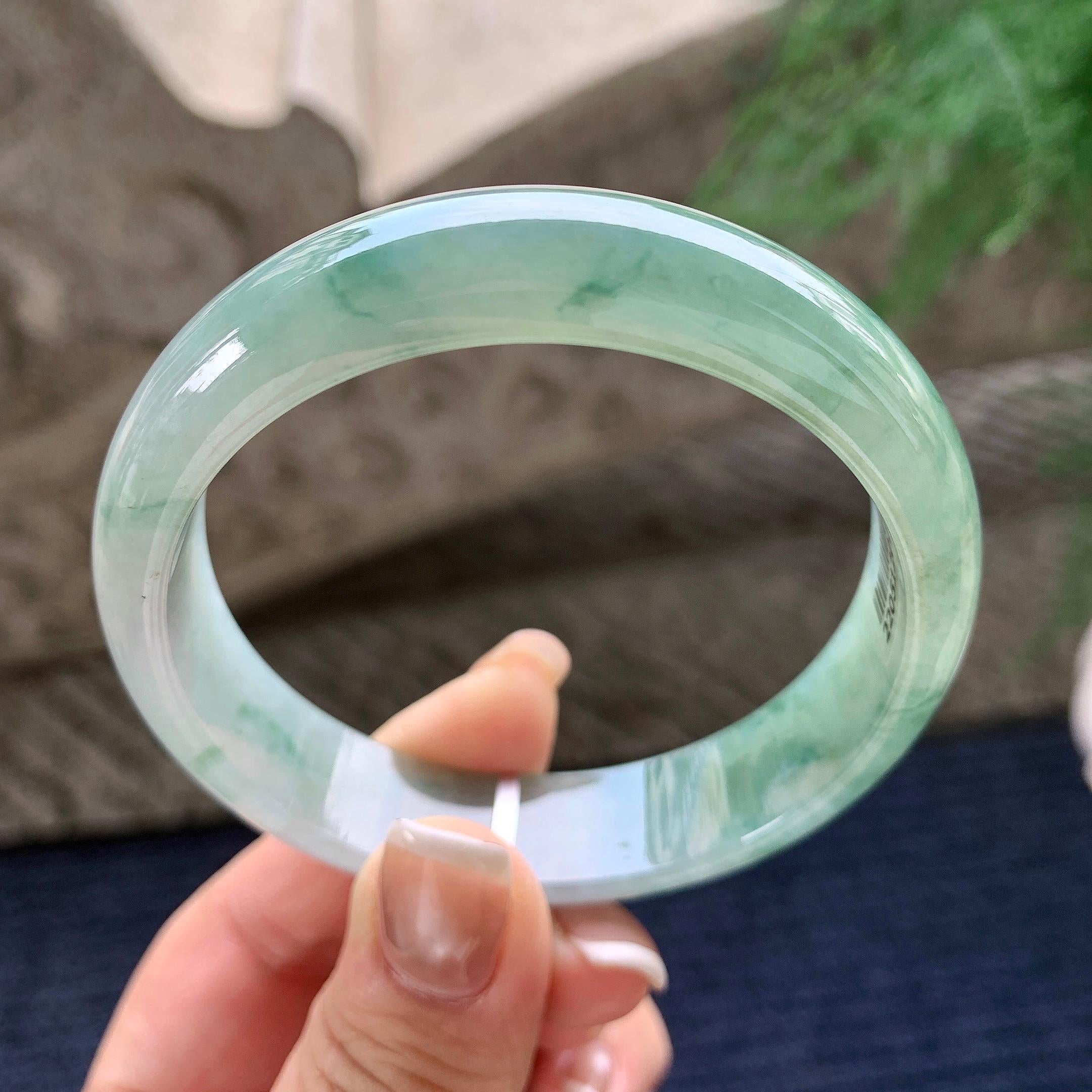 大圈口 糯冰种飘绿花宽版轮胎手镯 58.2圈口 天然缅甸A货翡翠（yc372348）