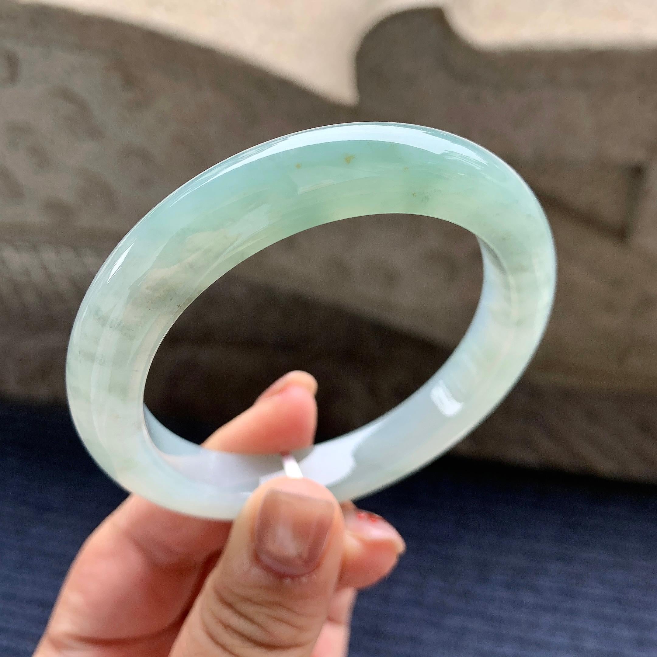 糯冰种晴底飘蓝花正圈平安镯 56.5圈口 天然缅甸A货翡翠（yc345043）