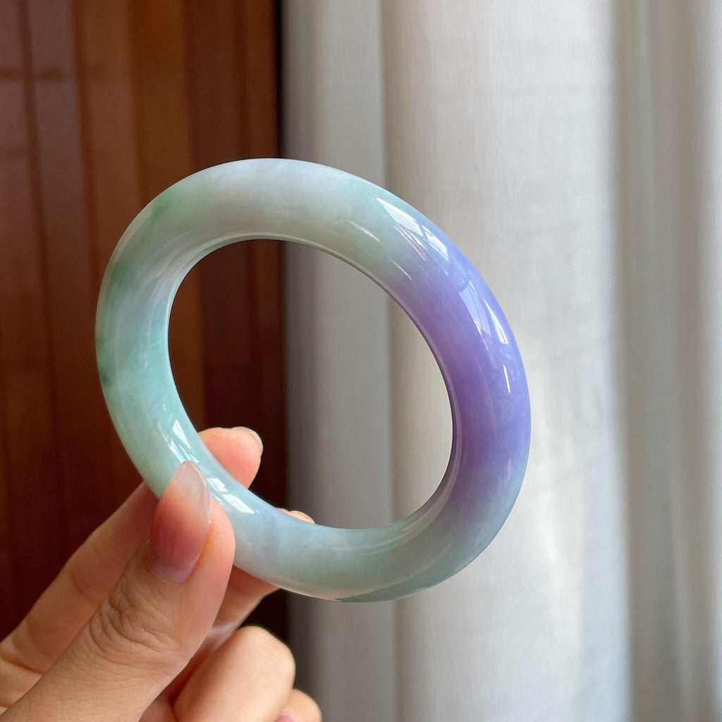 糯冰春带彩翡翠圆条手镯（55.2mm)（yc316084）