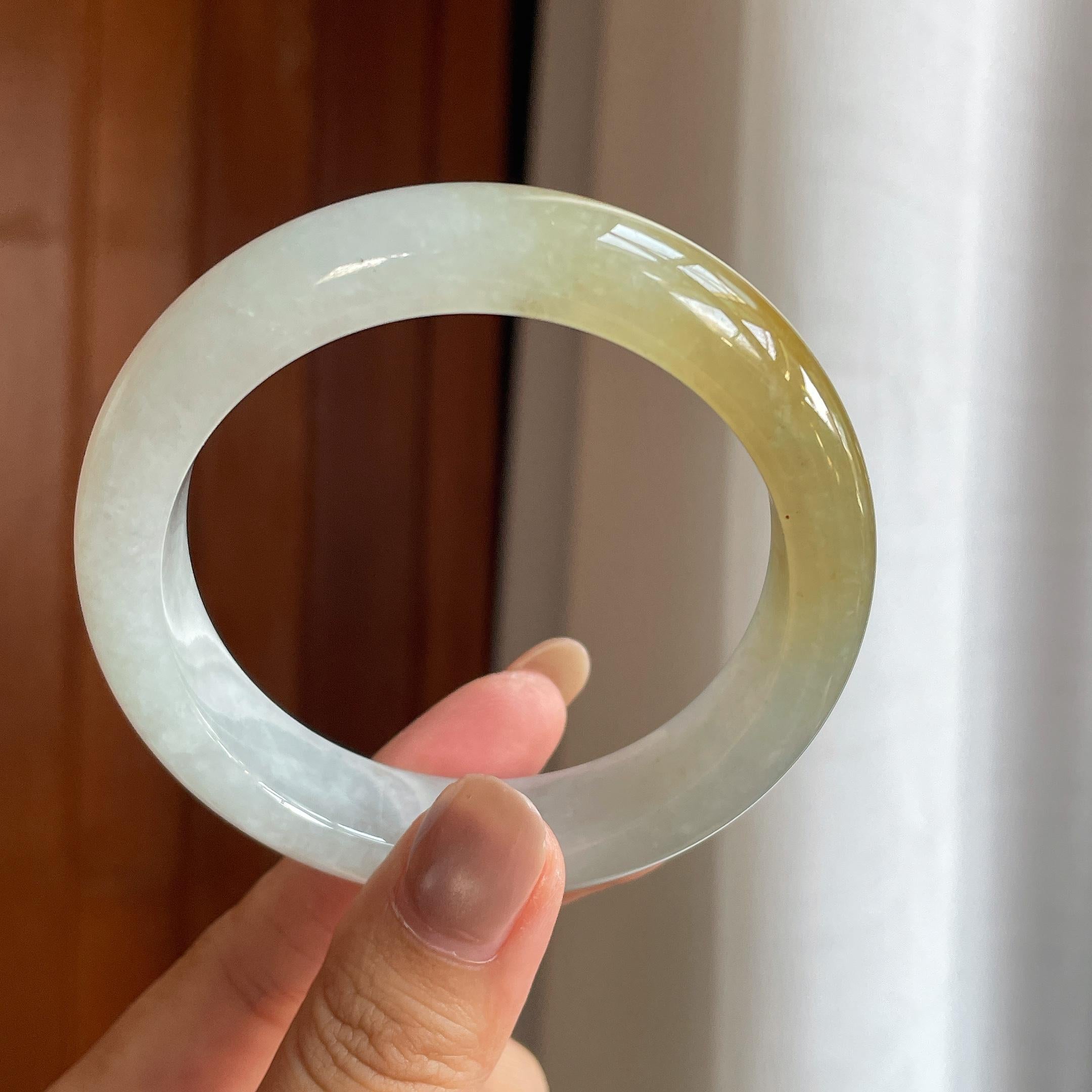 糯冰种黄翡翡翠平安镯（56.8mm）（yc424911）