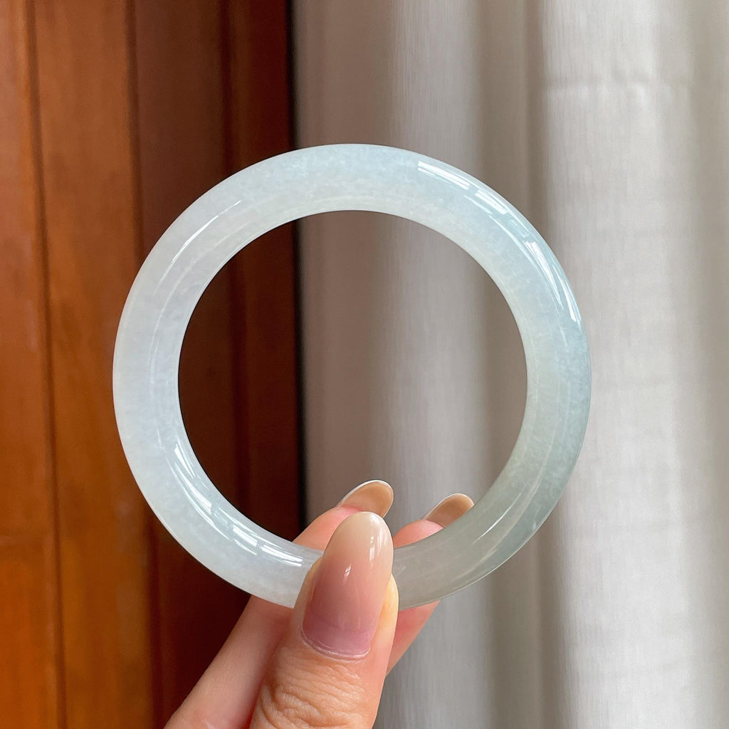 糯冰白月光翡翠圆条手镯（56mm)（yc406770）
