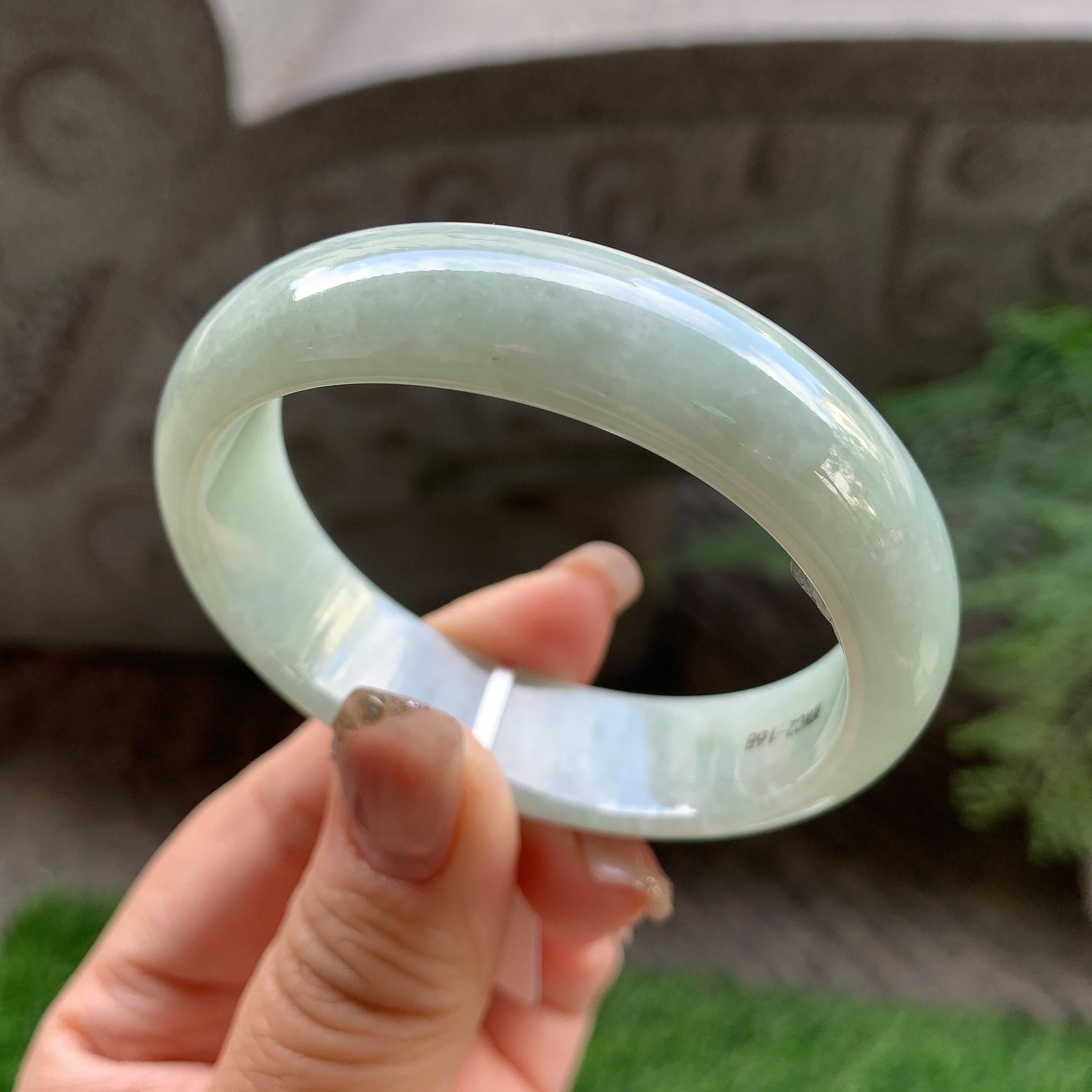 糯种淡晴底宽版贵妃手镯（53mm）（yc293320）