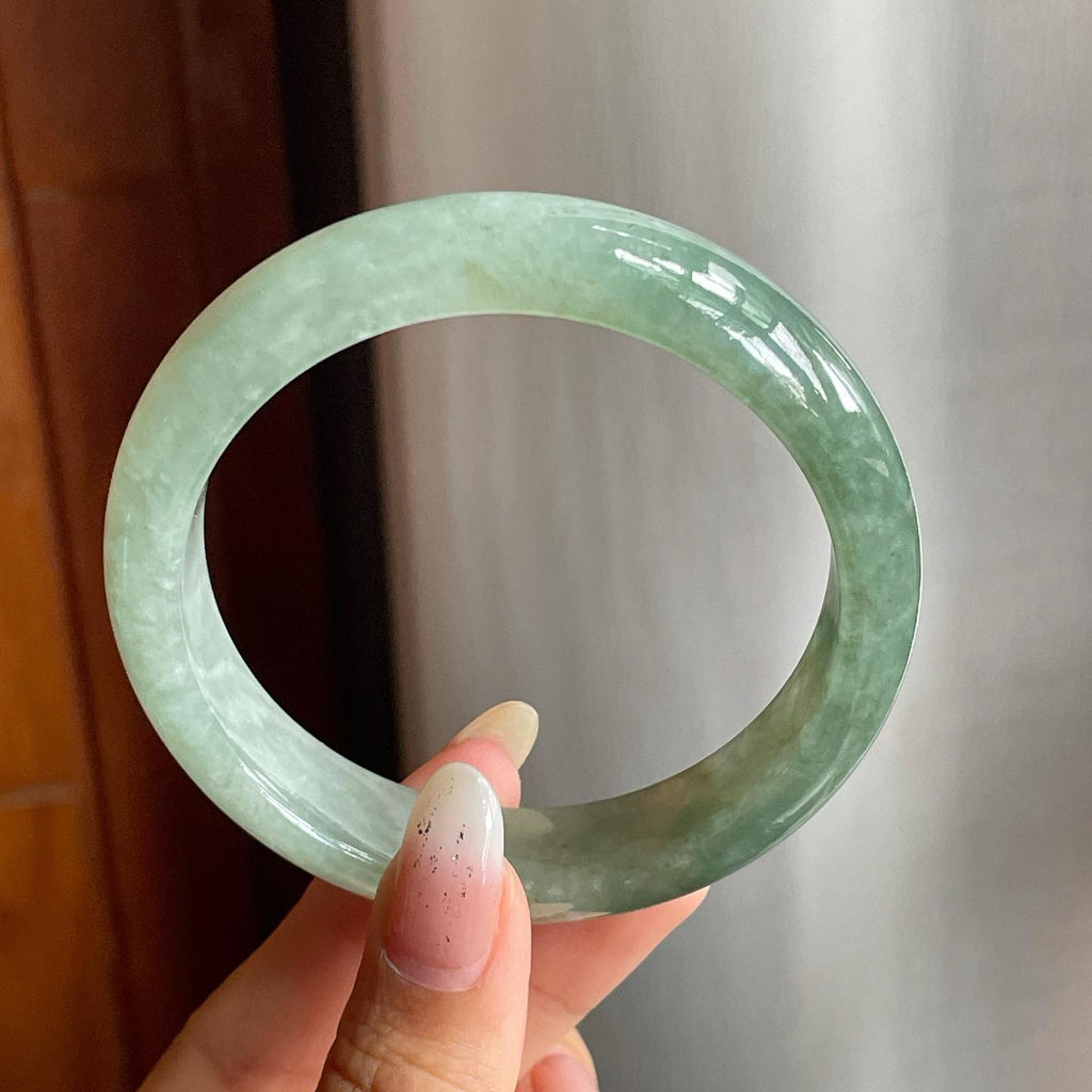 糯种湖水绿翡翠平安镯（58mm）（yc217408）