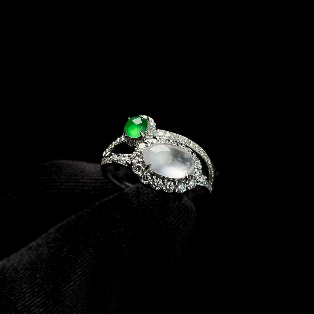 18k金钻镶冰种双色翡翠蛋面戒指（yc265736）