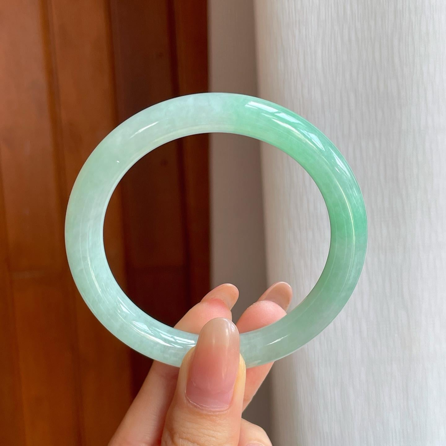 糯冰晴水翡翠圆条手镯（53mm)（yc370371）