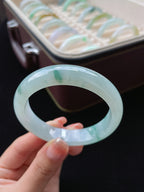 细糯冰飘花翡翠手镯（55.7mm）（yc016963）