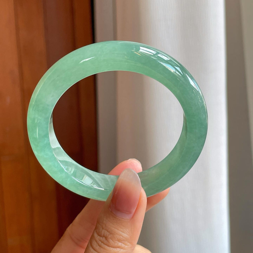 糯冰湖水绿翡翠平安镯（56.5mm)（yc311408）