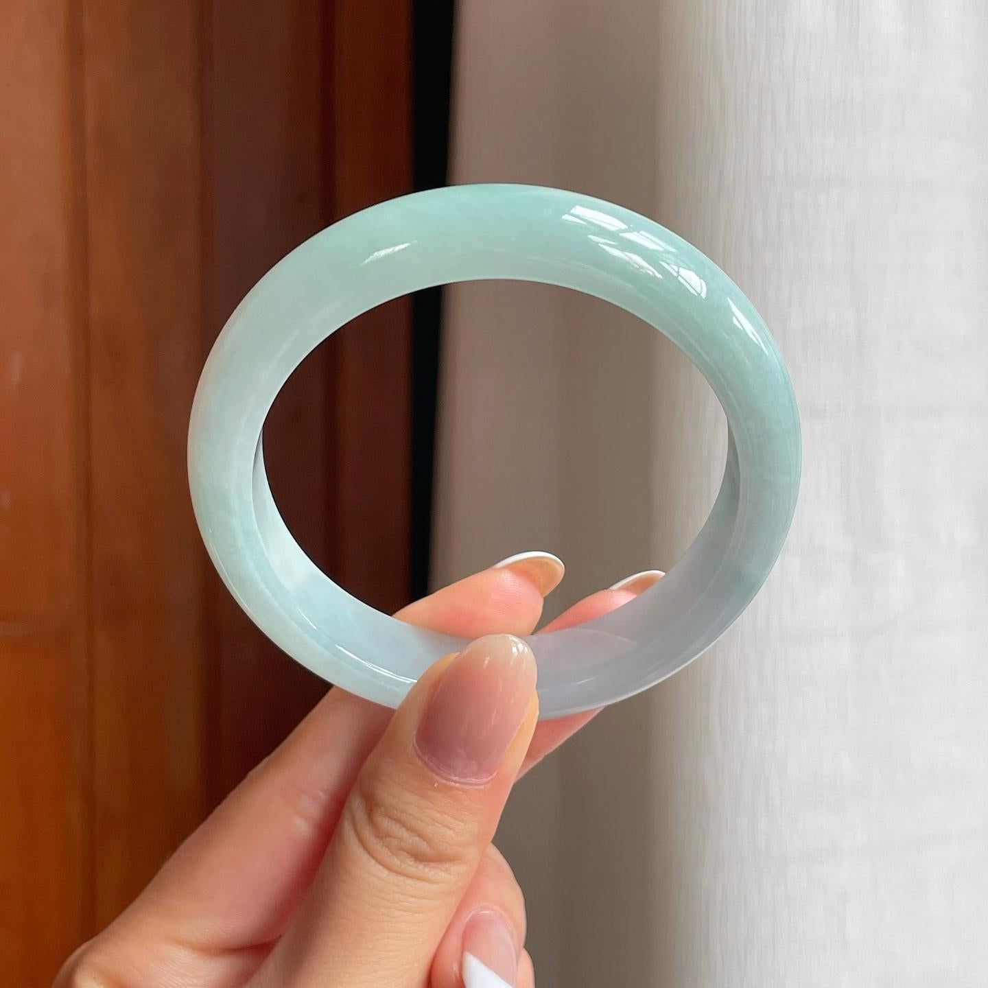 糯冰晴底翡翠平安镯（56.3mm)（yc378063）