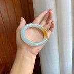 糯冰带黄翡翡翠圆条手镯（55mm）（yc264129）