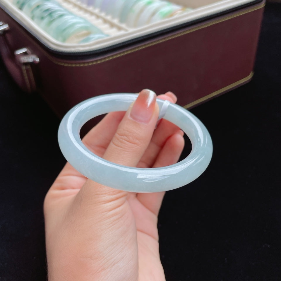 糯冰圆条湖水蓝翡翠手镯（55.5mm）（yc017384）