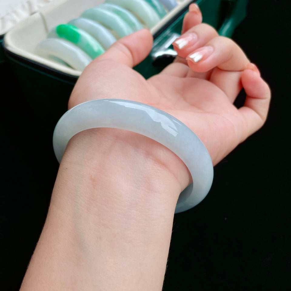 糯种纯底子翡翠手镯（61.6mm）（yc017155）