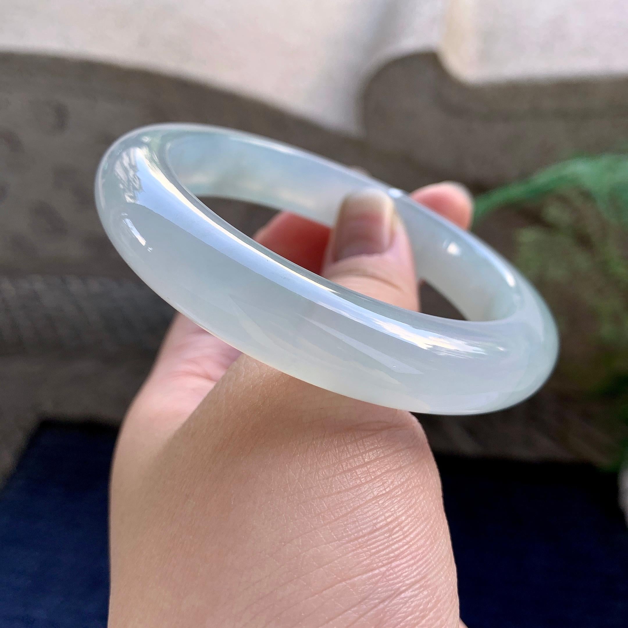 糯冰种淡晴底平安镯（59.8mm）（yc223267）