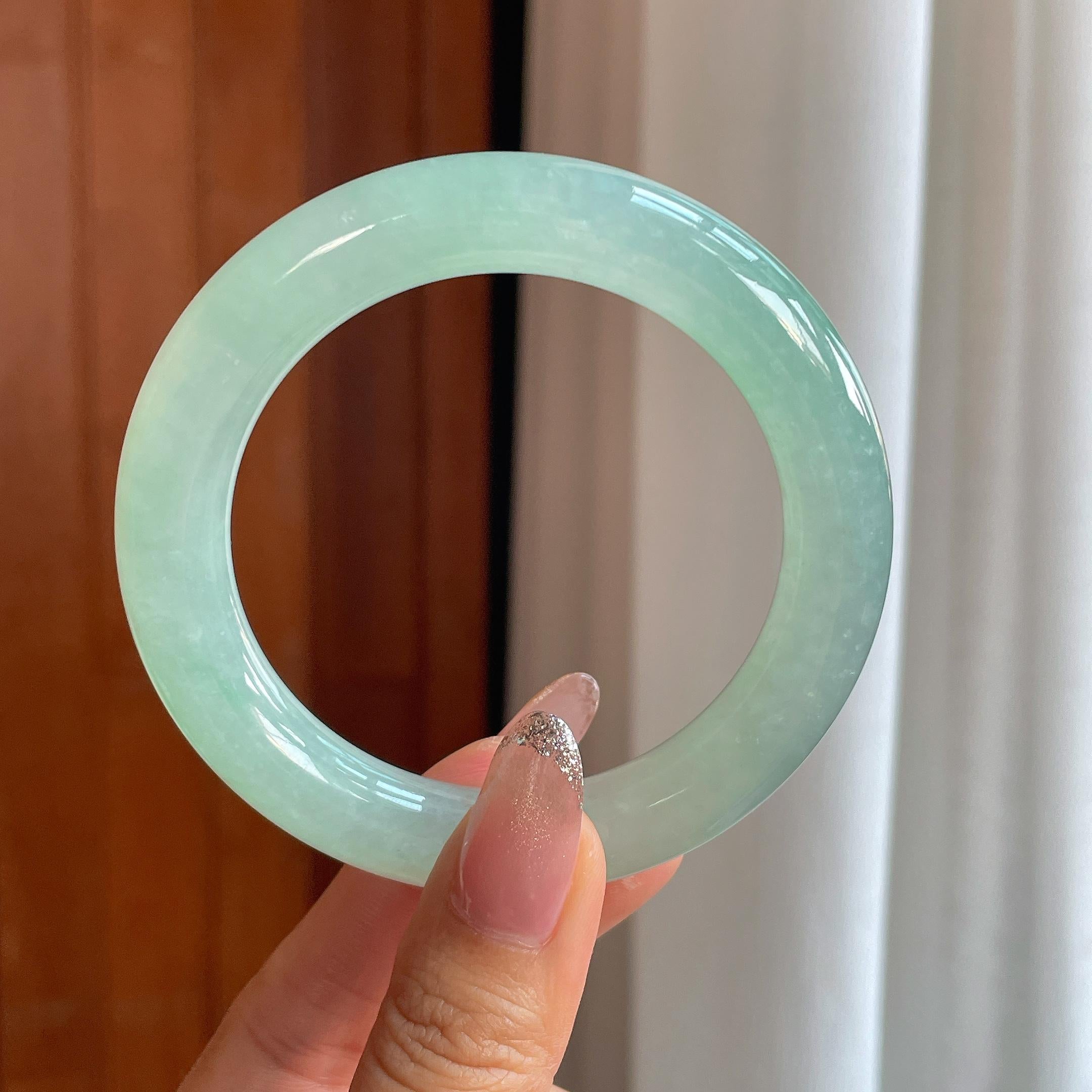 冰种晴底翡翠圆条手镯（57.5mm）（yc353519）