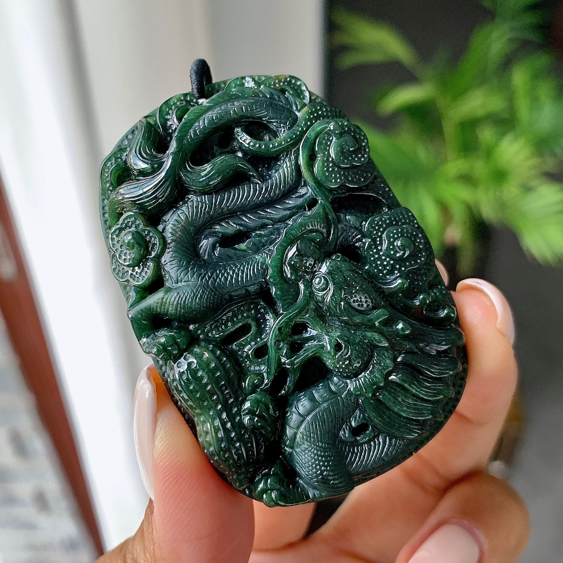 细糯种墨翠龙牌挂件（yc215127）