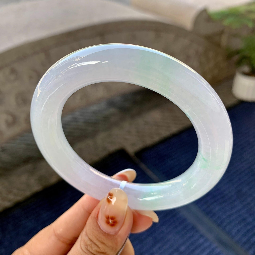 糯冰种春彩圆条手镯（55.5mm）（yc249444）