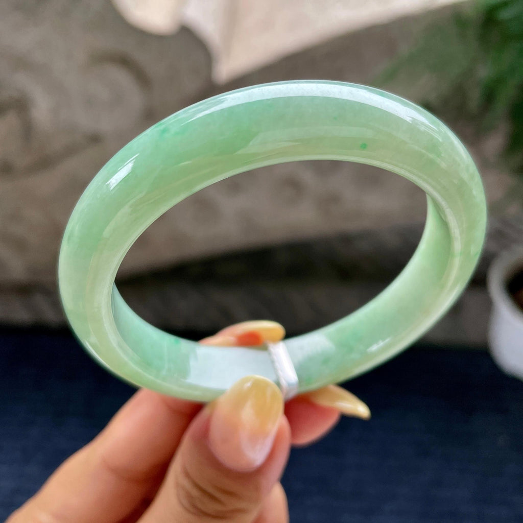 细糯种晴底正圈平安镯56圈 天然缅甸A货翡翠（yc460690）