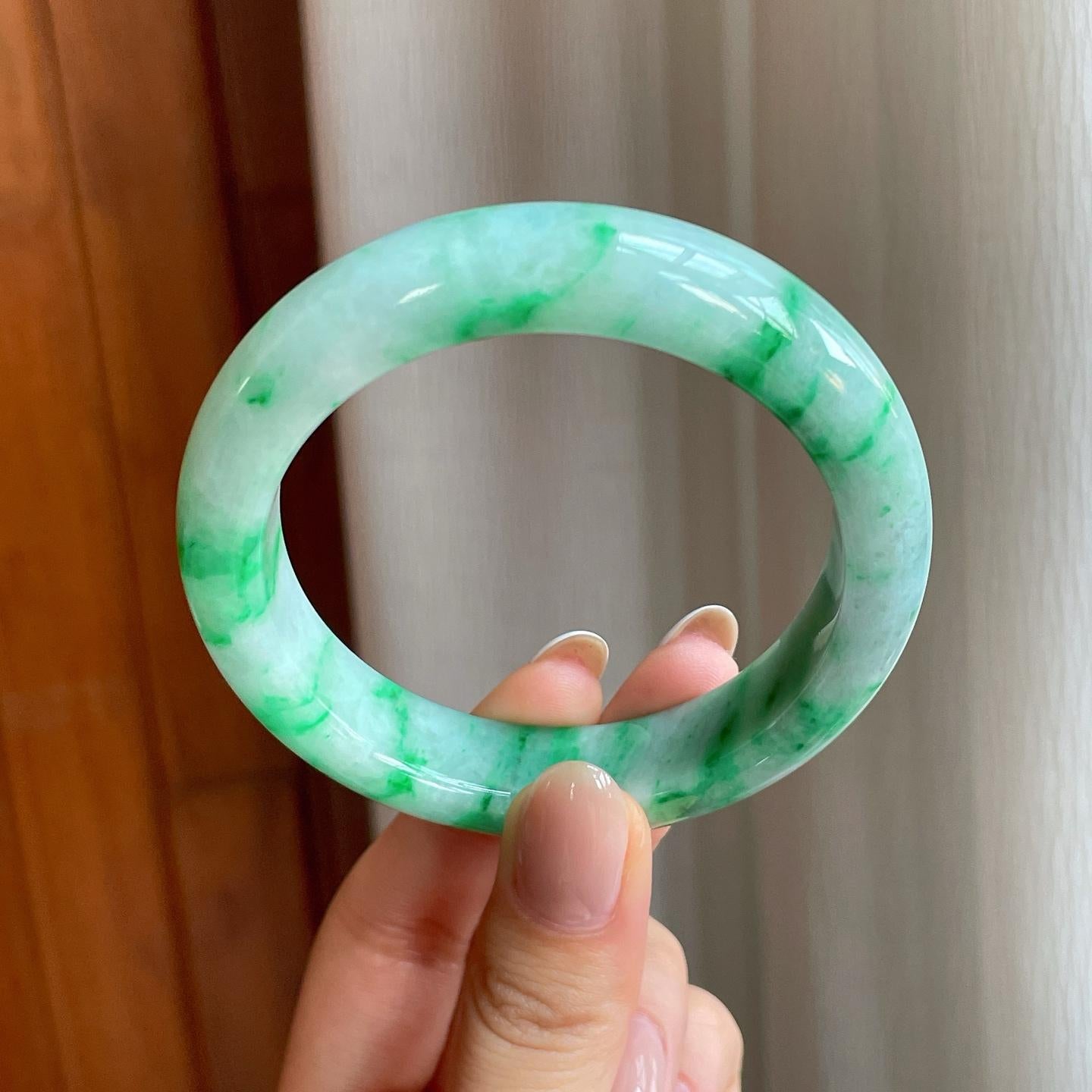 糯冰带色翡翠平安镯（55.6mm)（yc373951）