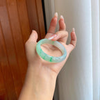 糯冰飘花翡翠贵妃镯（53.6mm）（yc270329）