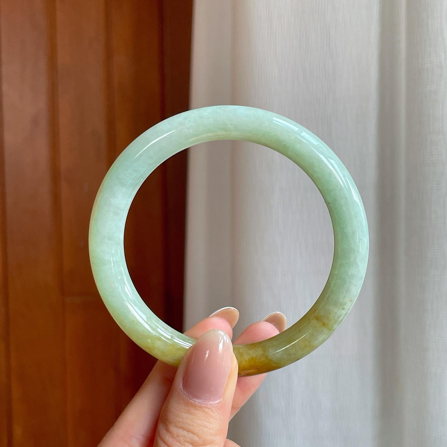 糯冰黄翡圆条翡翠手镯（57mm）（yc375385）