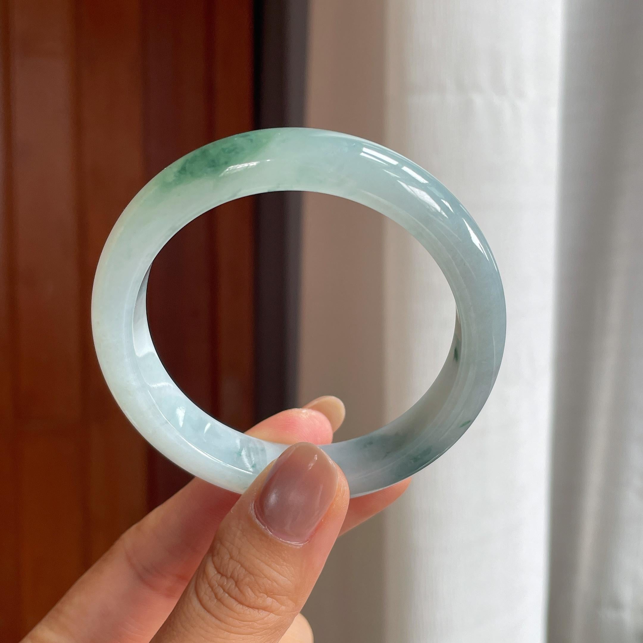 糯冰飘花翡翠平安镯（55mm）（yc414542）