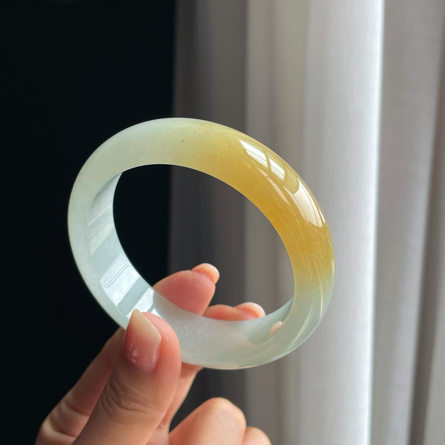 冰种黄翡宽版翡翠手镯（58.2mm）（yc397241）