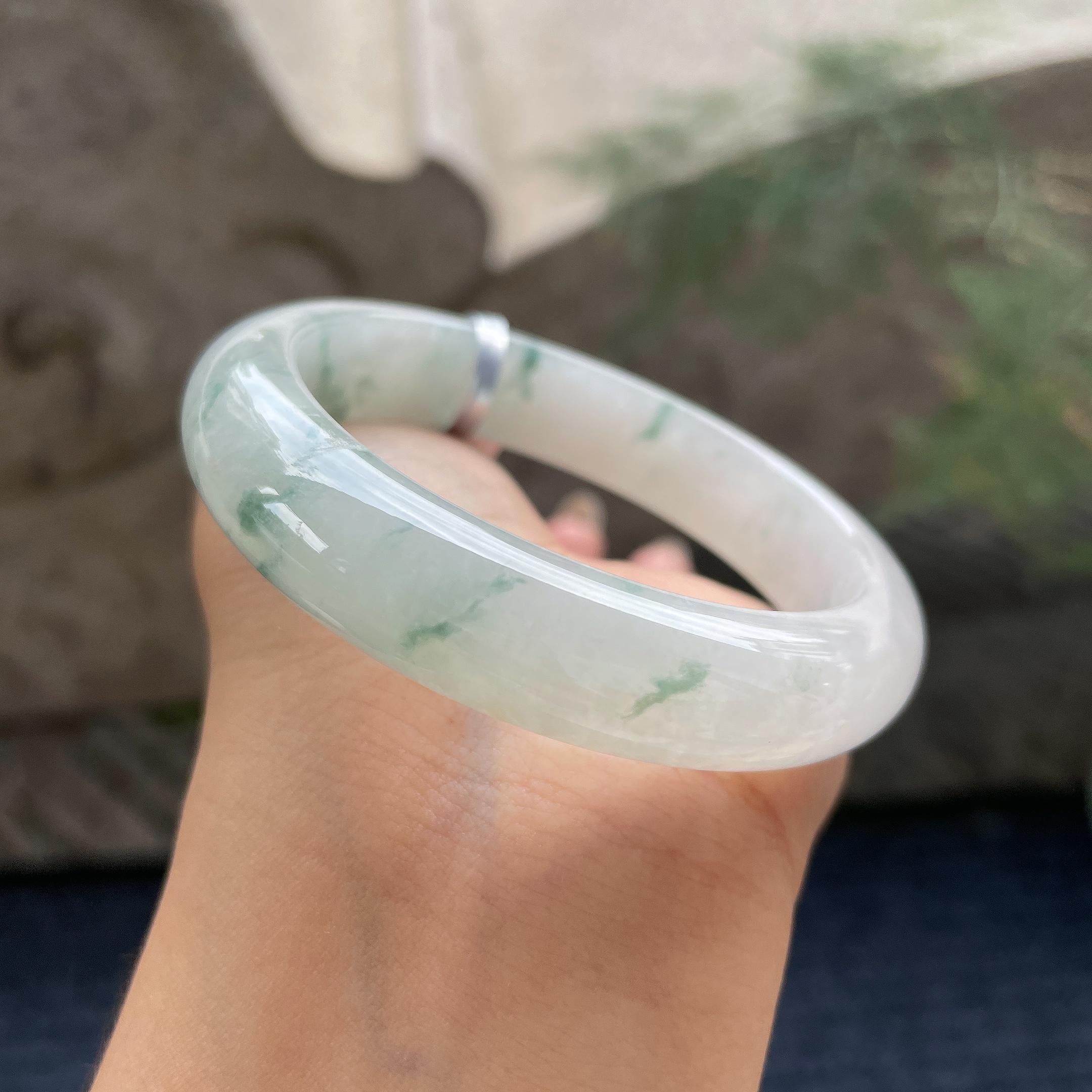 细糯种飘花正圈平安镯56.1圈      天然缅甸A货翡翠（yc421234）