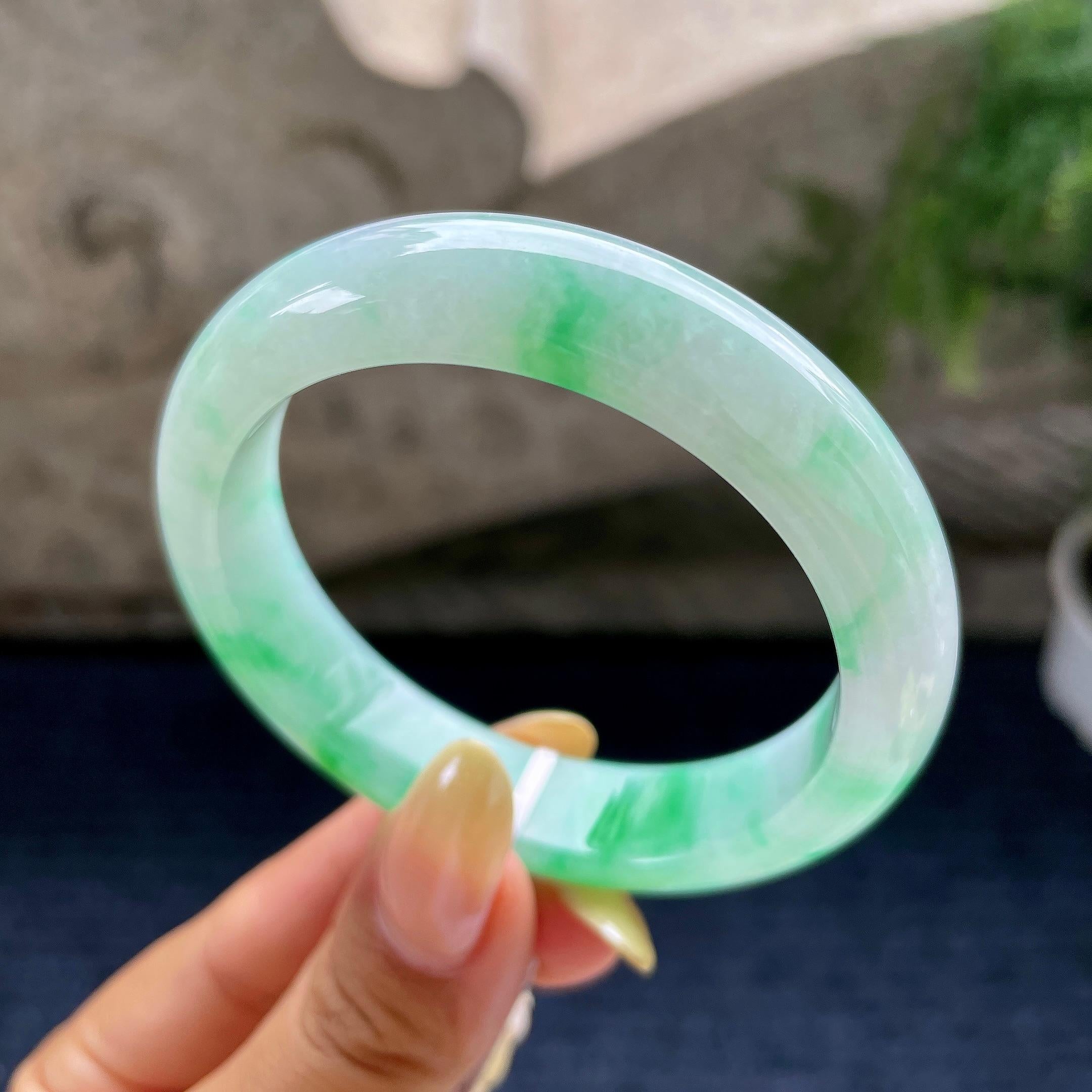 小圈口 细糯种飘绿花正圈平安镯53.9圈 天然缅甸A货翡翠（yc489321）