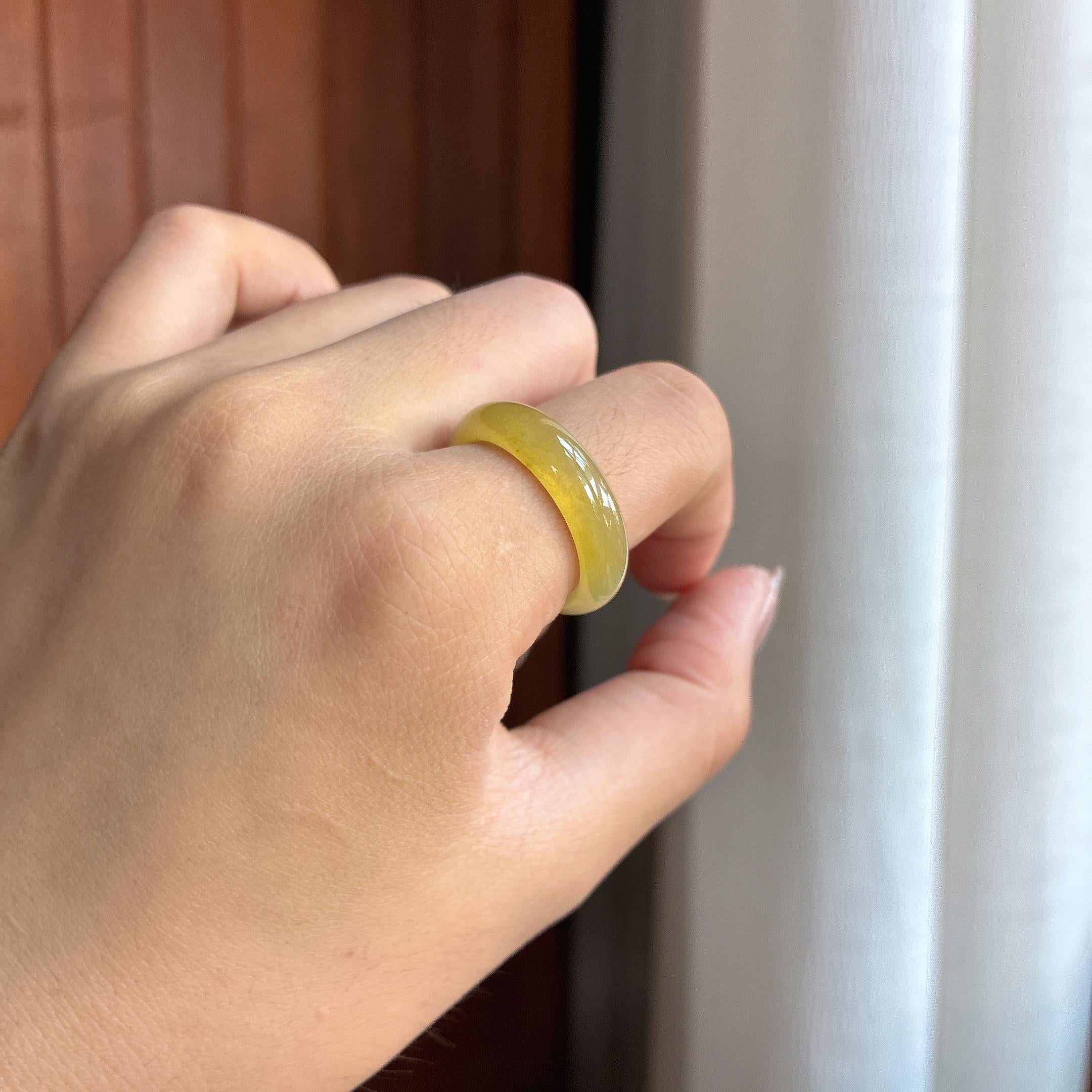 冰种黄翡戒圈天然缅甸A货翡翠（yc440781）