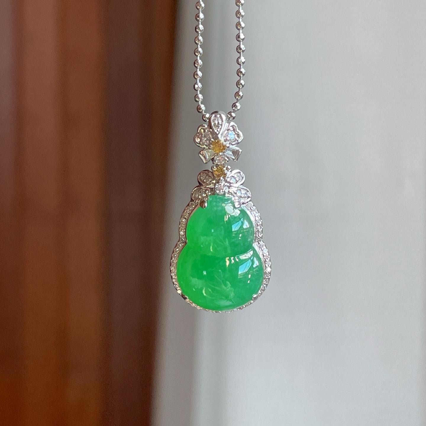 18k金钻镶满绿翡翠葫芦（yc323037）