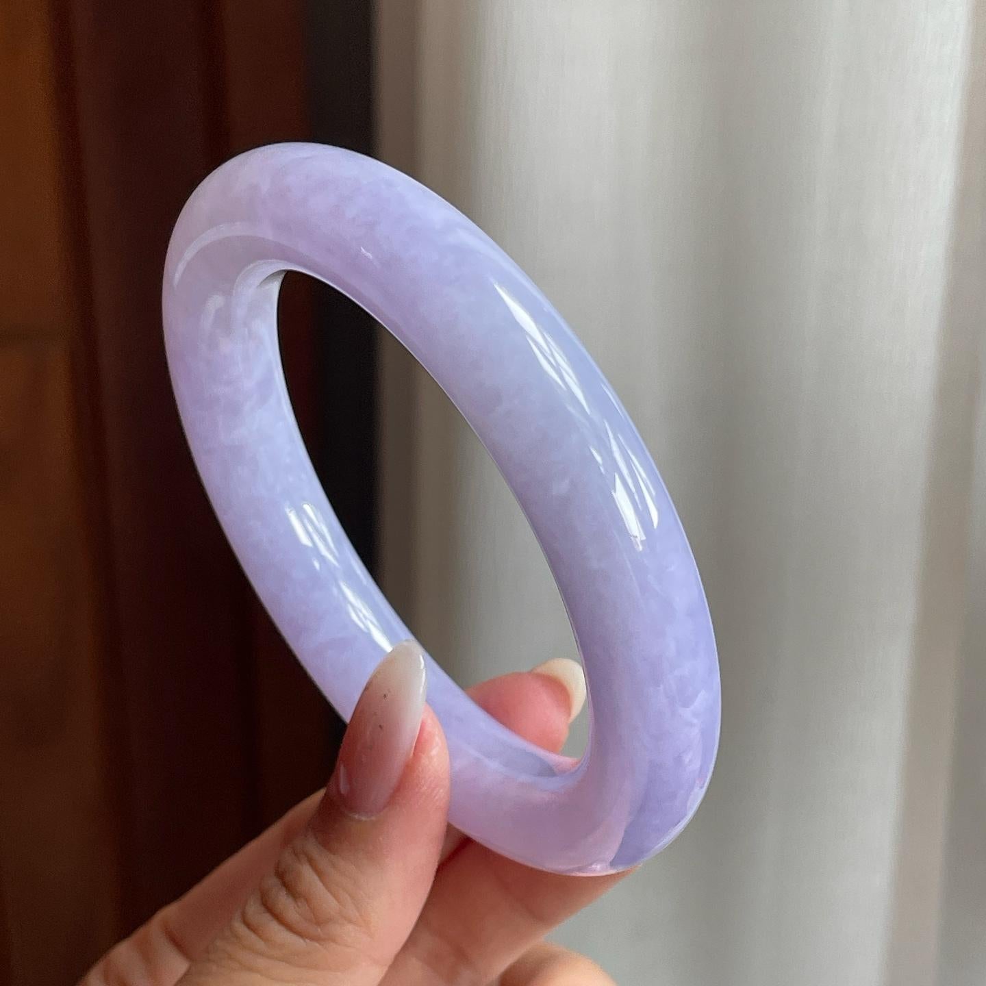 糯冰种紫罗兰翡翠圆条手镯（56mm）（yc204372）