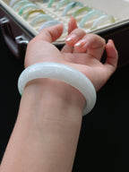 白底青正圈翡翠手镯（58mm）（yc016957）