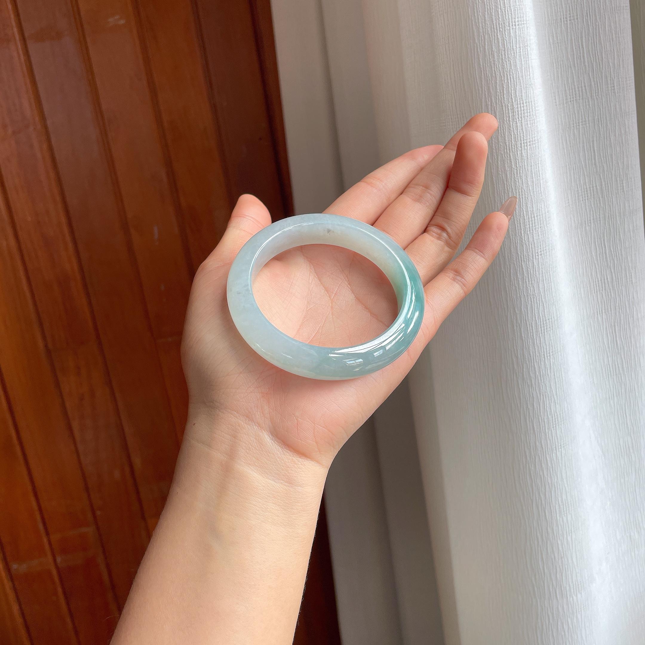 冰种飘绿花翡翠平安镯（56mm）（yc333077）