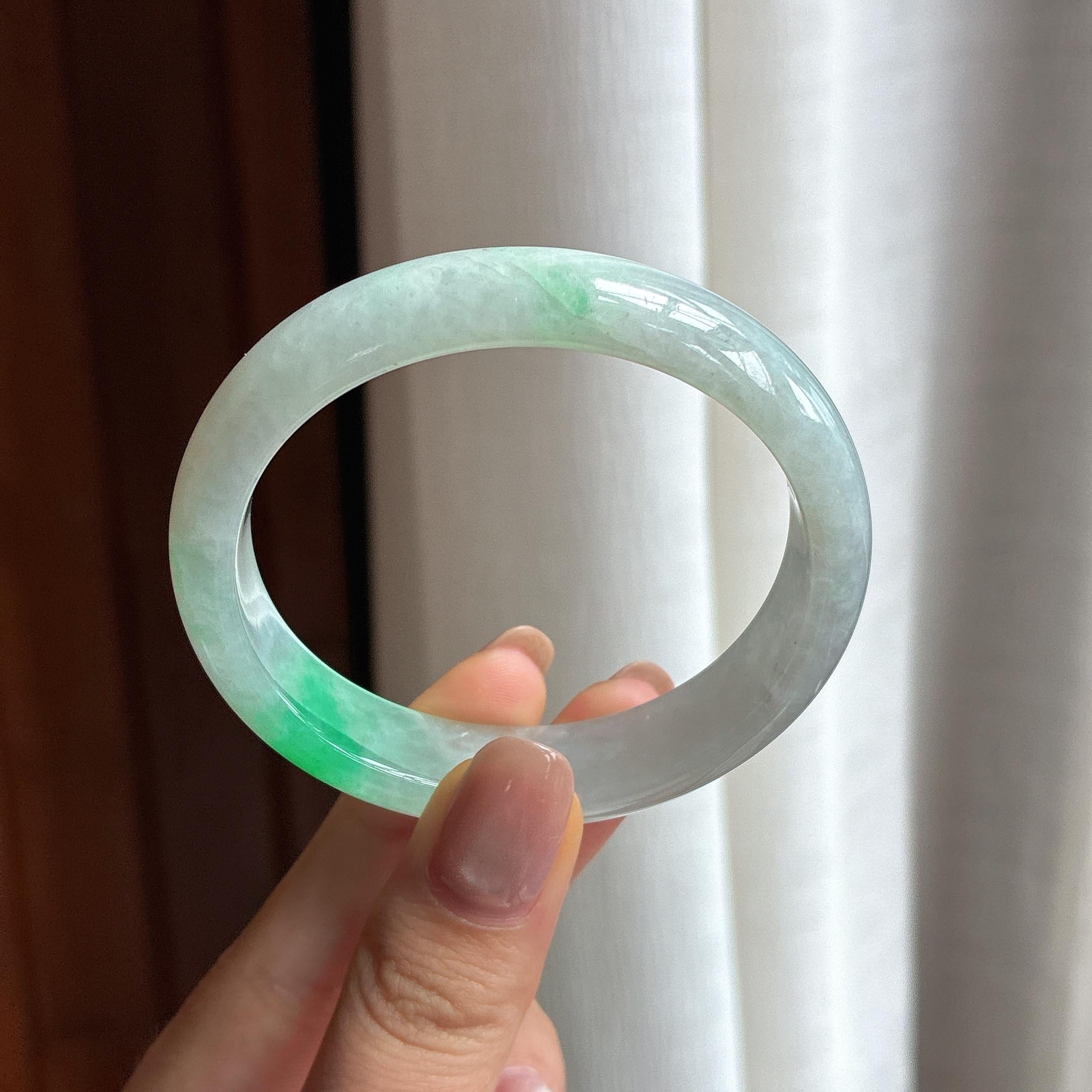 糯冰带色翡翠贵妃镯 53圈（yc428528）