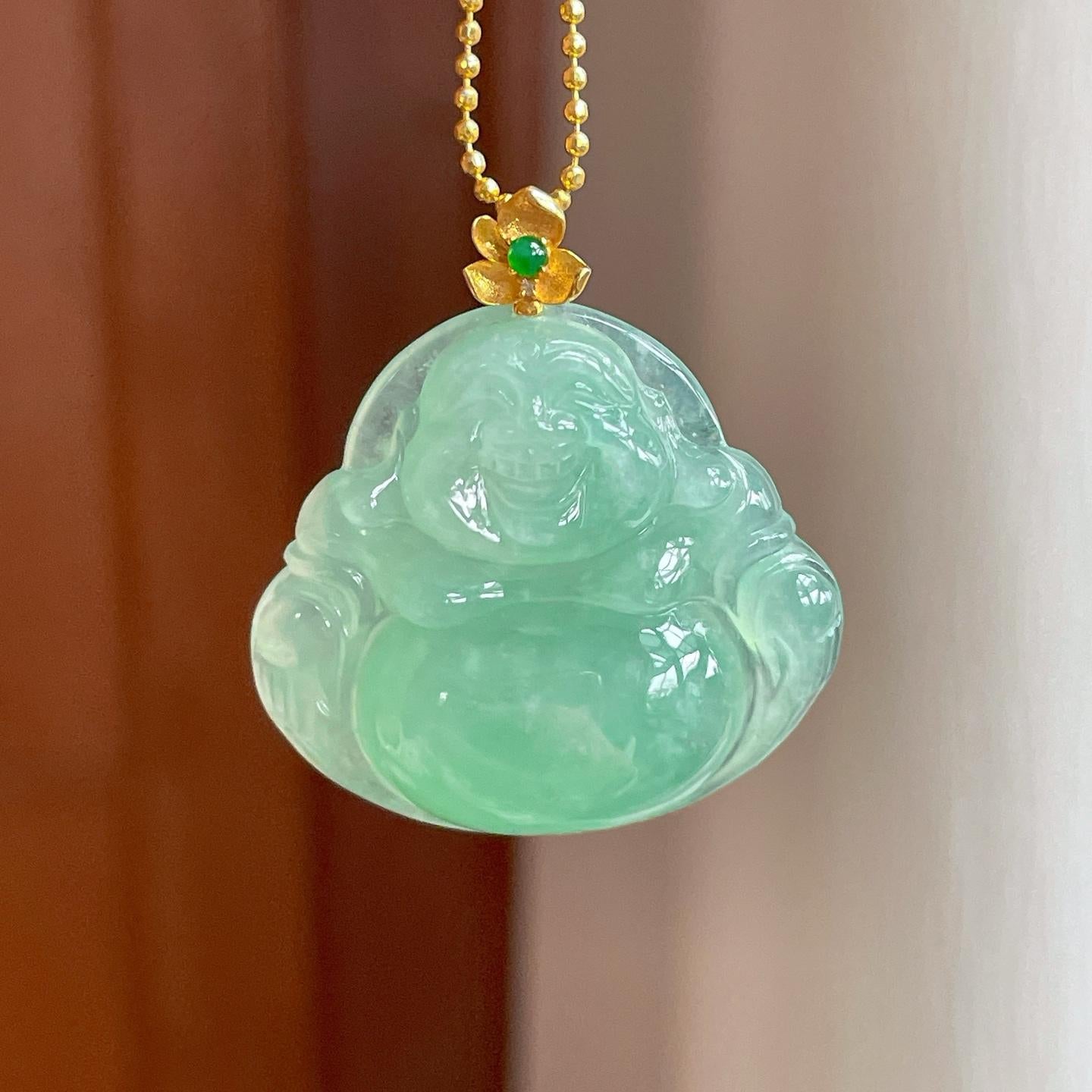 18k金扣头冰种果绿翡翠佛公（yc349838）