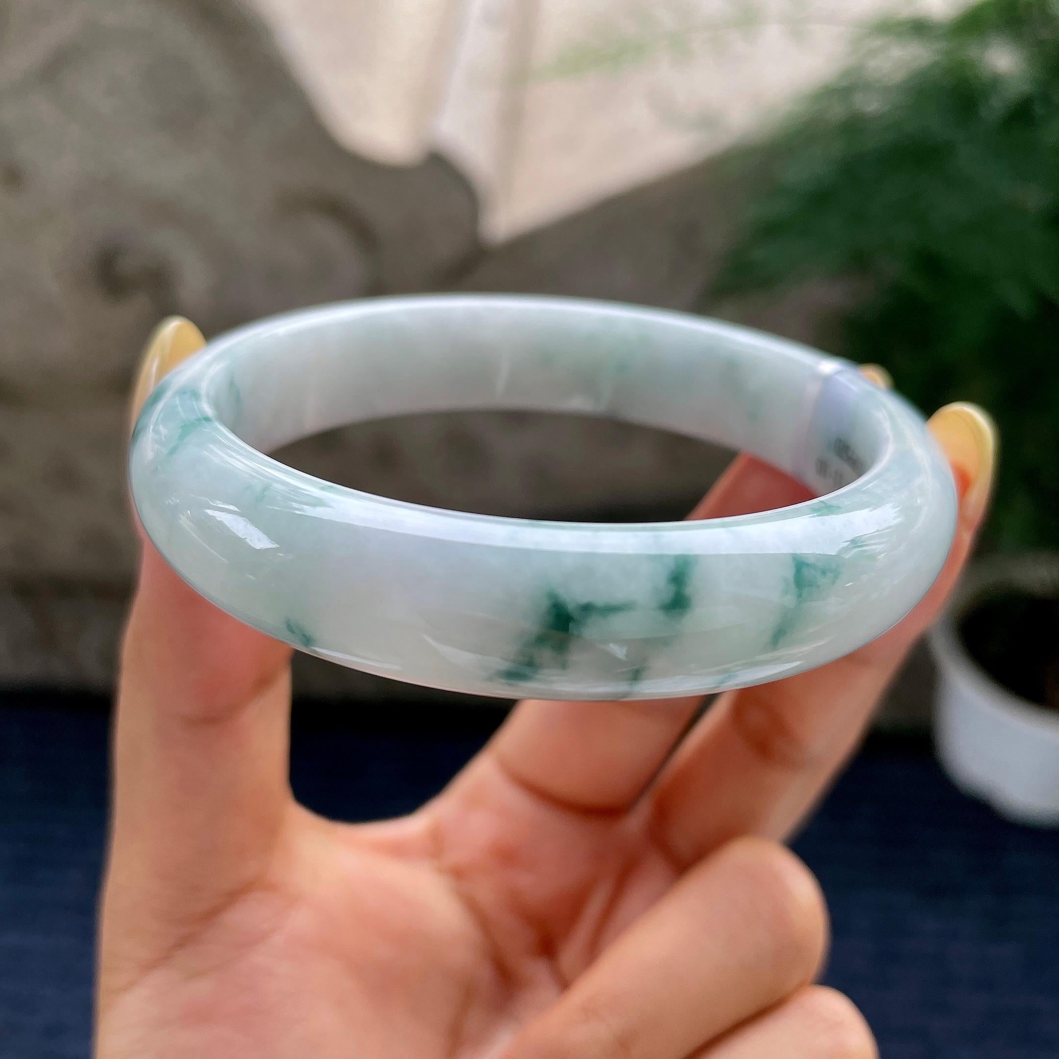 大圈口 细糯种飘花正圈平安镯59.5圈 天然缅甸A货翡翠（yc481927）