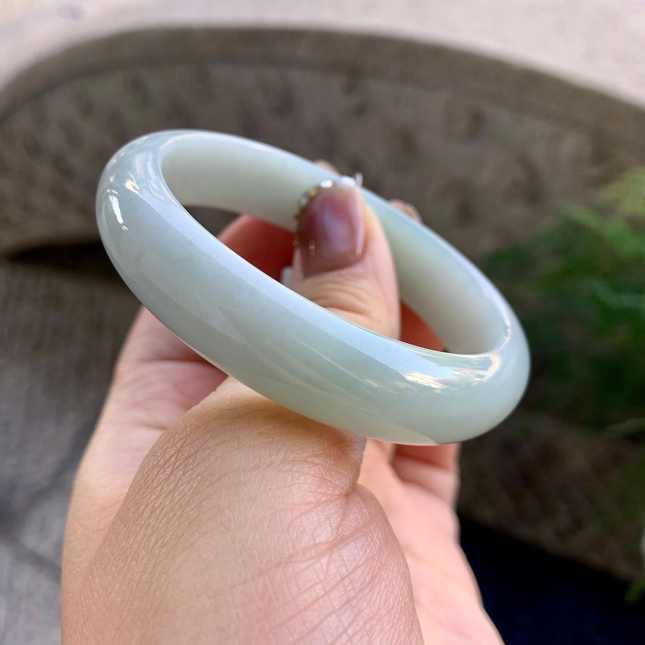 糯种淡晴底贵妃手镯（53.6mm）（yc275315）